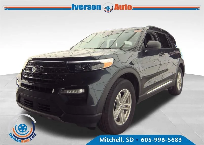 Used 2023 Blue Ford XLT image 3