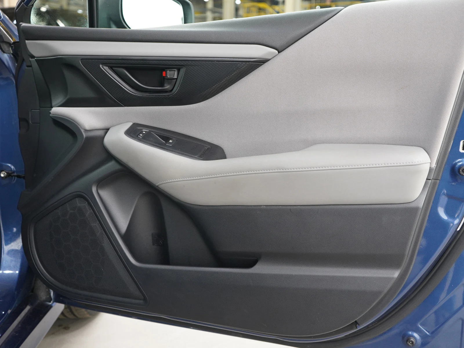 Used 2020 Abyss Blue Pearl Subaru CVT image 9