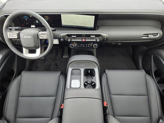 New 2026 White Hyundai SEL FWD image 40