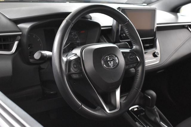 Used 2024  Toyota SE image 20