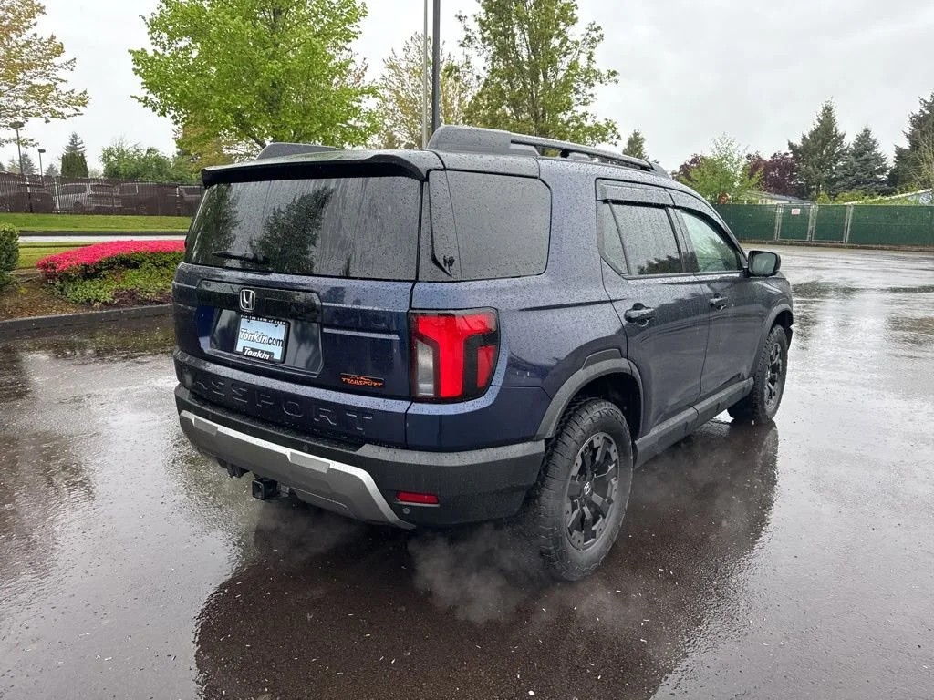 Certified Used 2026 Obsidian Blue Pearl Honda TrailSport Elite image 35