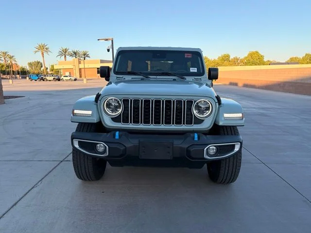 Used 2024 Earl Clearcoat Jeep Sahara 4xe image 4