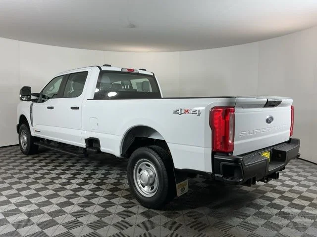 New 2026 Oxford White Ford XL image 6