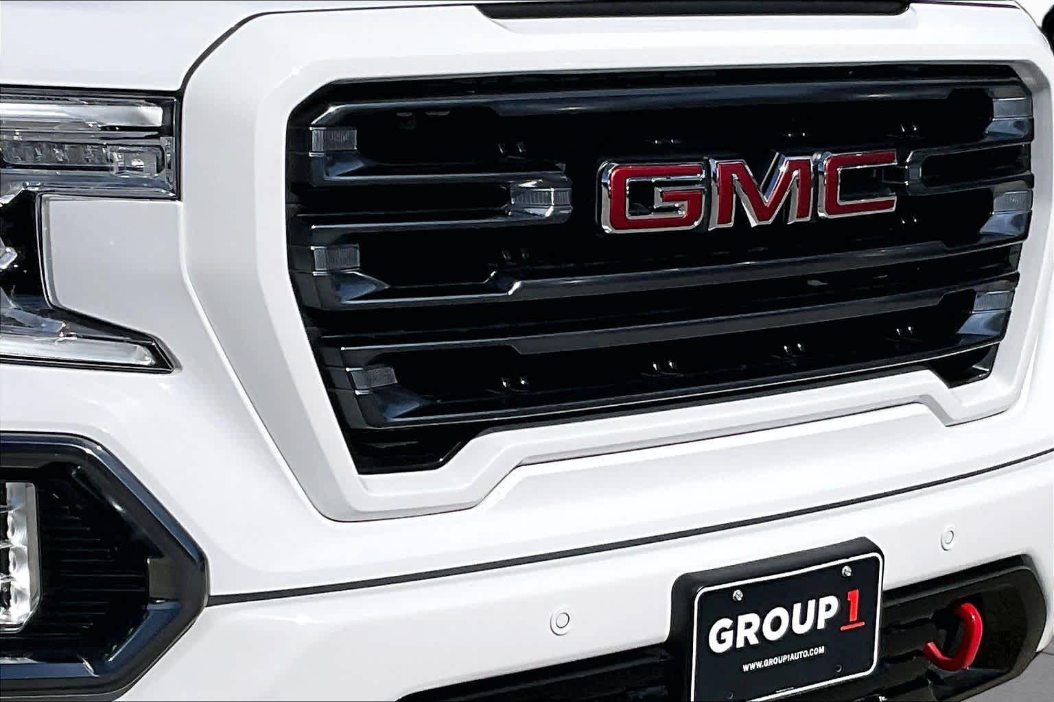 Certified Used 2022 Summit White GMC AT4 image 30