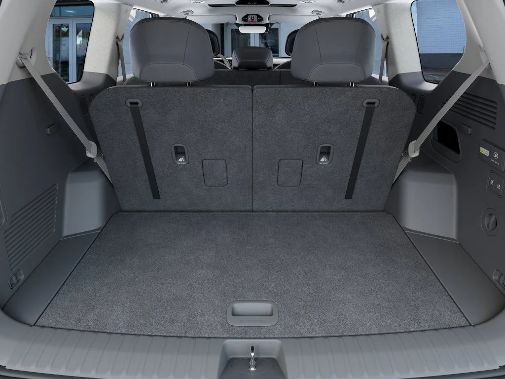 New 2026 Glacial White Pearl Kia Wind AWD image 19