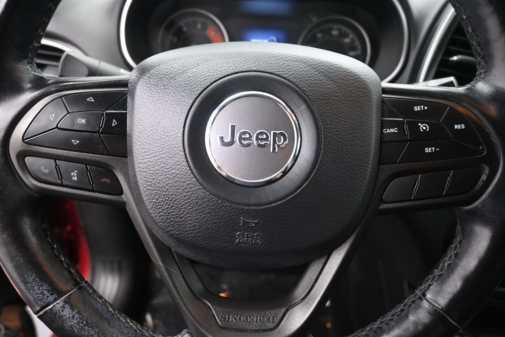 Used 2020 Velvet Red Pearlcoat Jeep Trailhawk image 13
