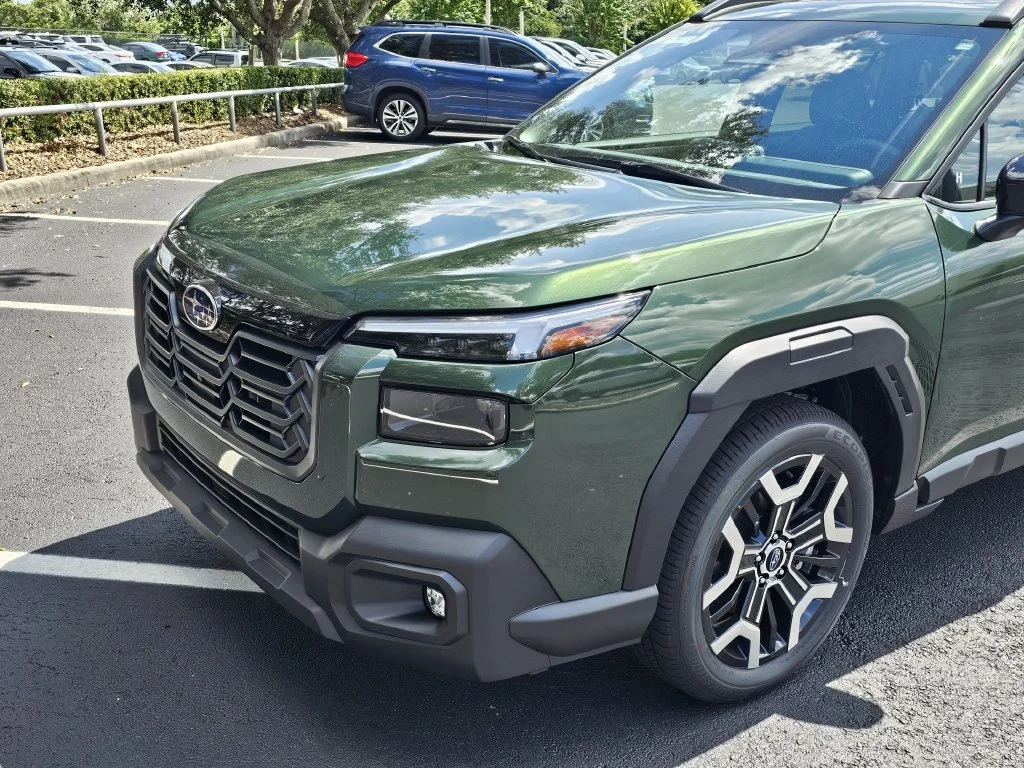 New 2026 DEEP EMERALD GREEN PEARL Subaru Touring XT image 6