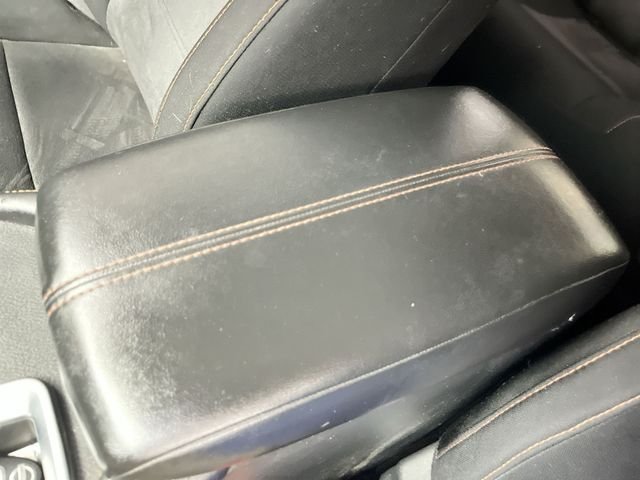 Used 2021 White Nissan SR image 23