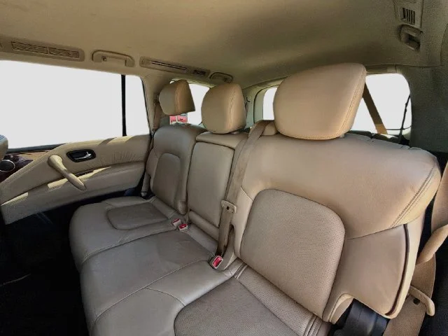 Used 2017 White Nissan SL image 26
