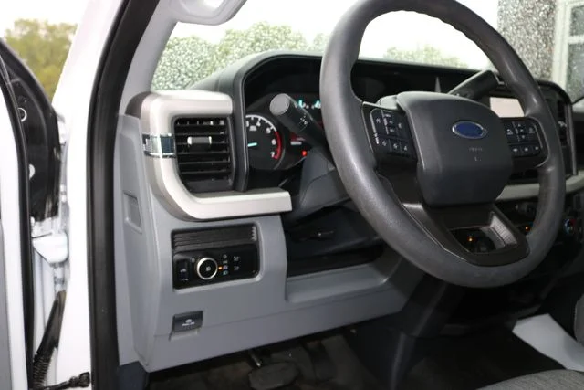 Used 2023 White Ford XL image 12