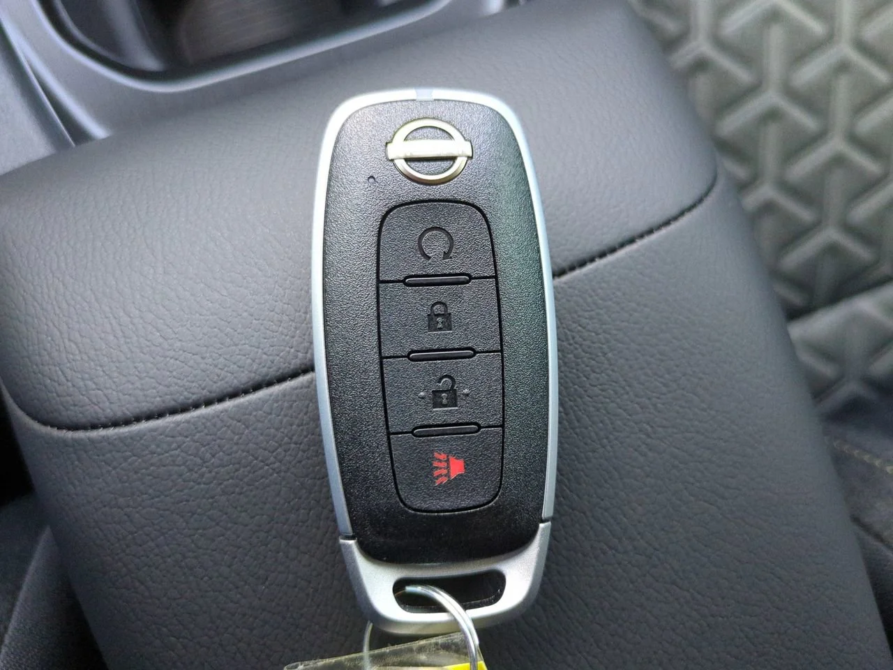 2026 Nissan KICKS SV - Photo 28