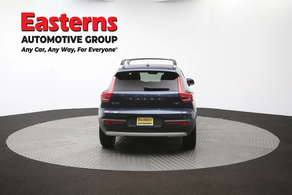 Used 2021 Gray Volvo Momentum image 38