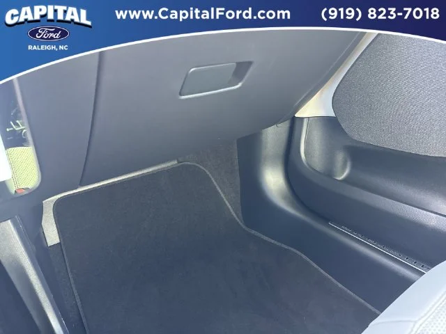 Used 2023 White Ford Premium image 28