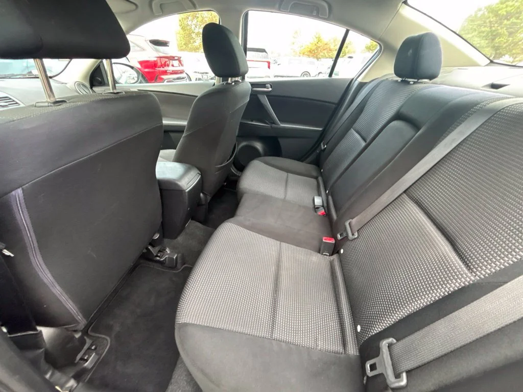 Used 2012 Gray Mazda i Touring image 17
