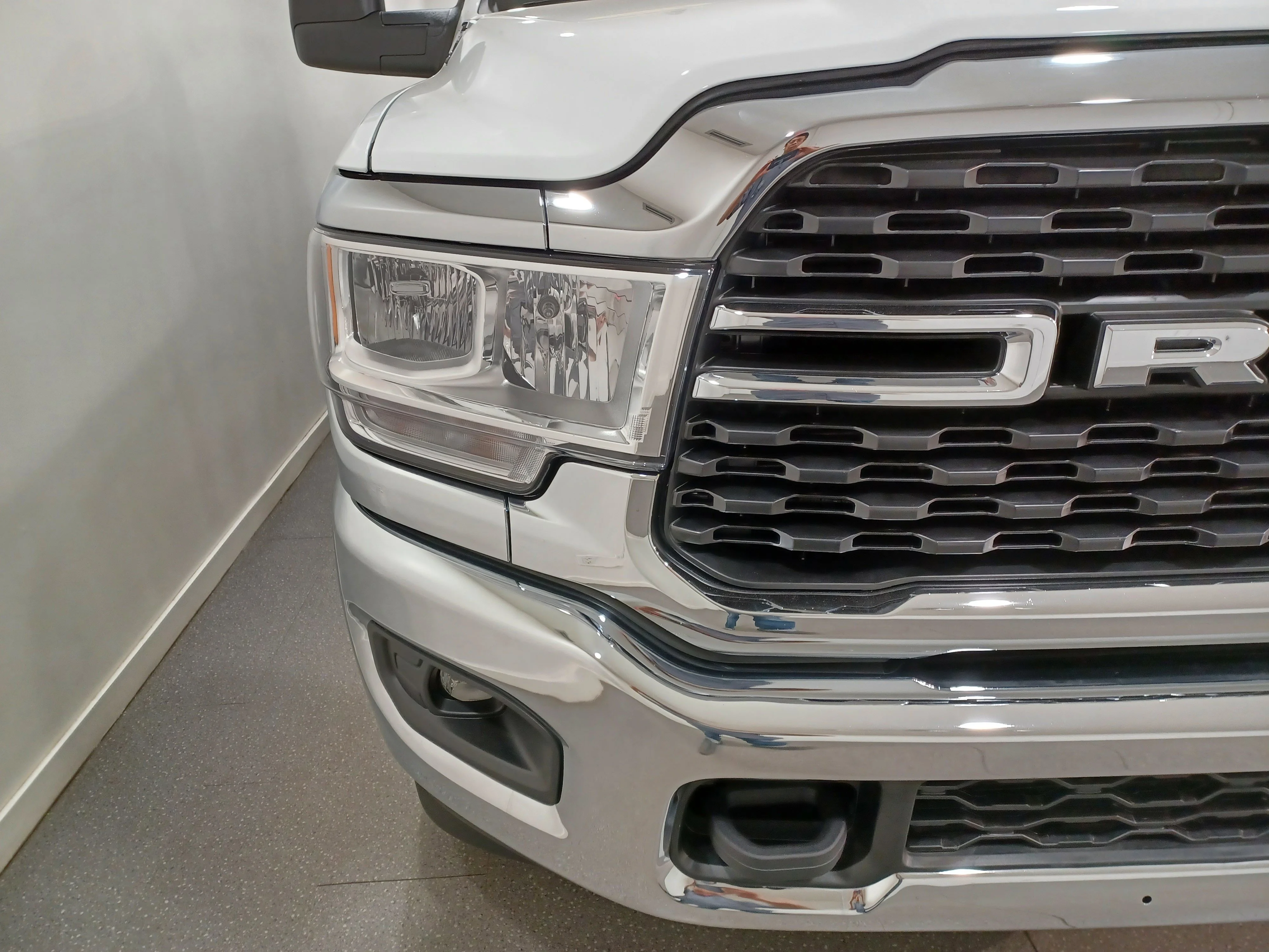 Certified Used 2024 Bright White Ram Bighorn 4x4*6.7L Cummins Diesel | 6 Pass | 6 Foot Box | Htd Power Fold MIrrors | Tow Pkg image 4