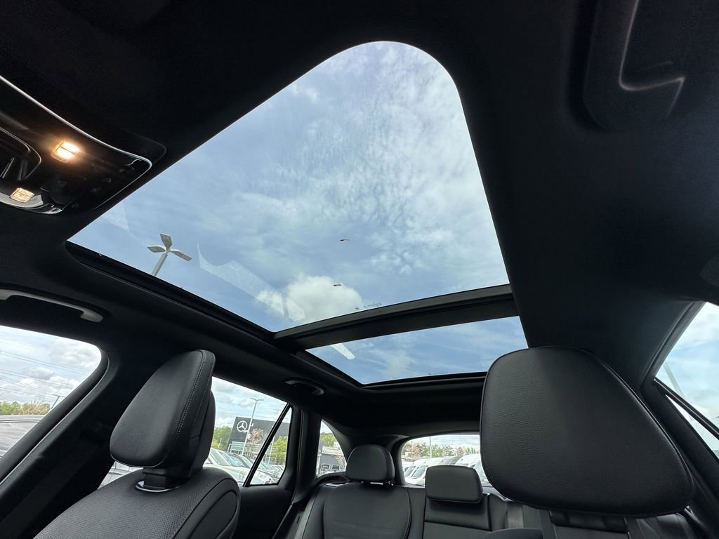 New 2026 Cirrus Silver Metallic Mercedes-Benz GLC 300 image 36