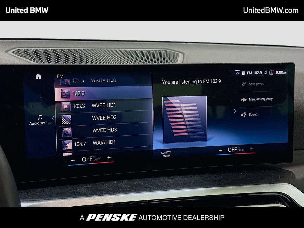 2024 BMW 3 Series 330i - Photo 8