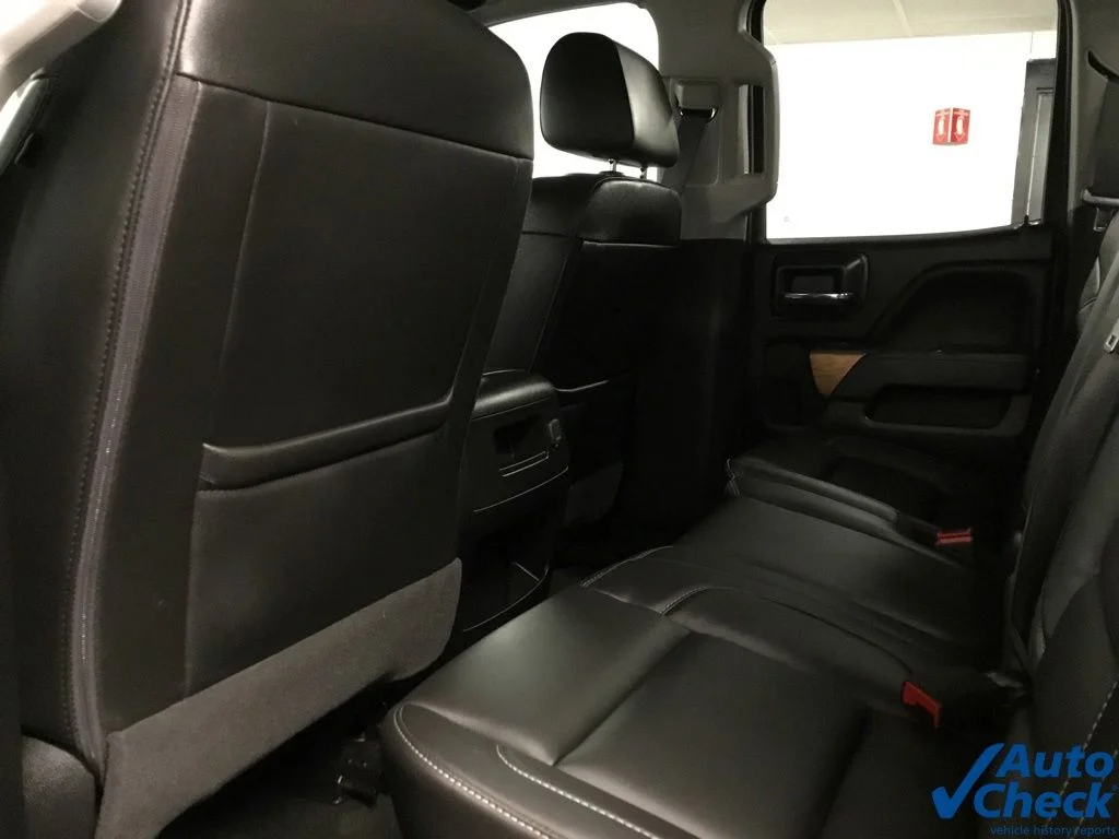 Used 2018 Gray Chevrolet LTZ image 33