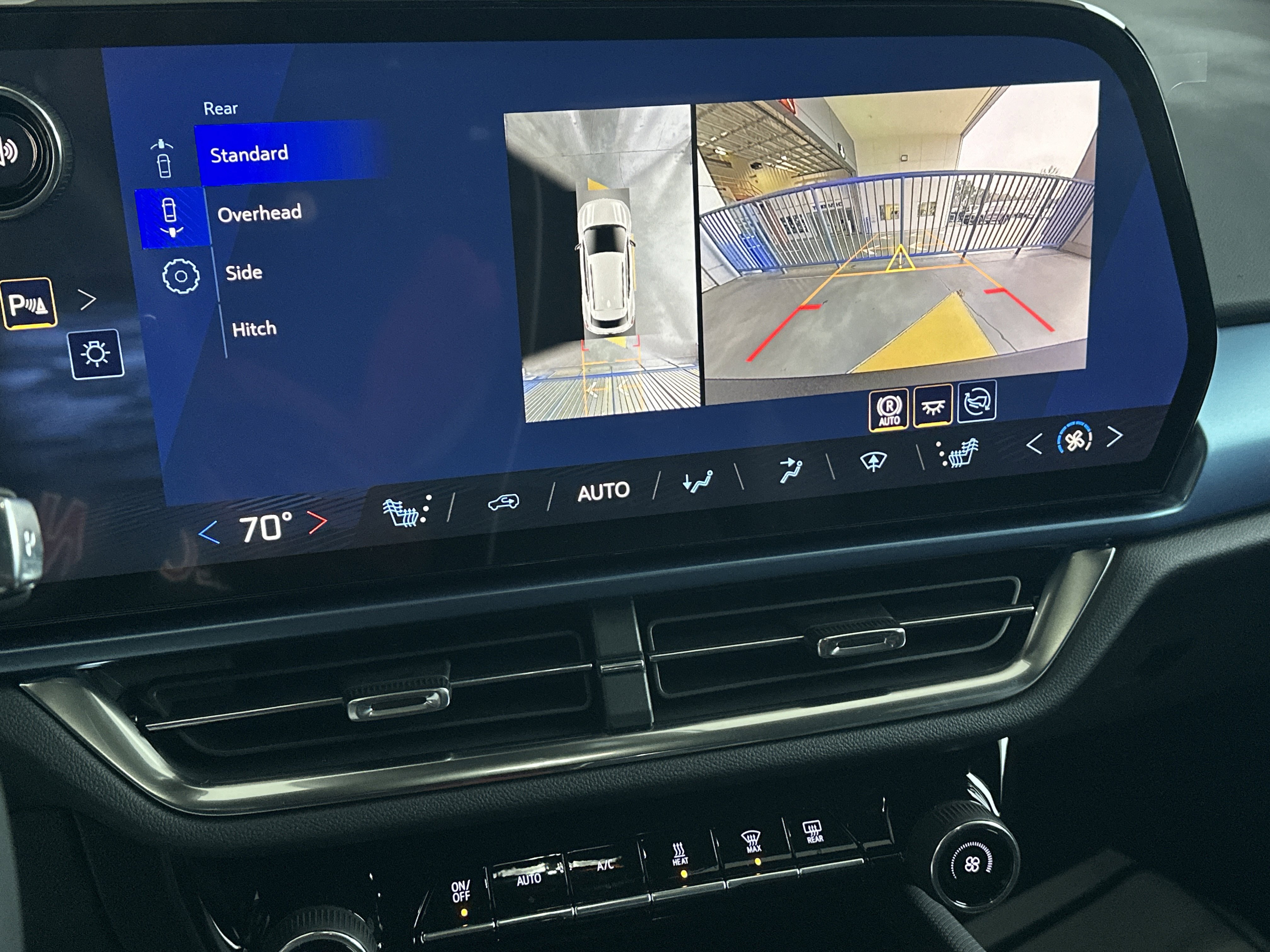 2026 Chevrolet Equinox EV 2LT - Photo 30
