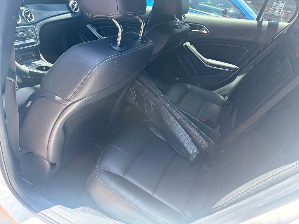 Used 2020 White Mercedes-Benz GLA 250 image 6