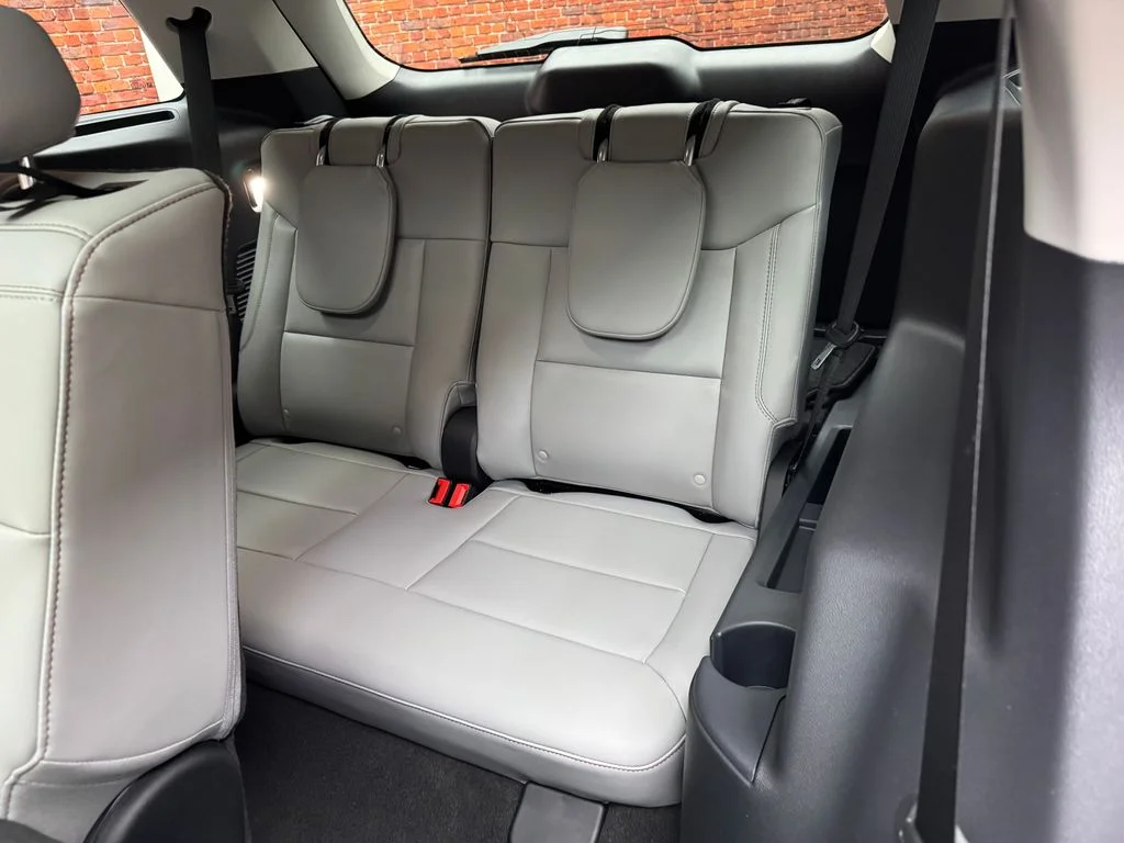 New 2026 Star White Metallic Tri-Coat Ford Active image 4