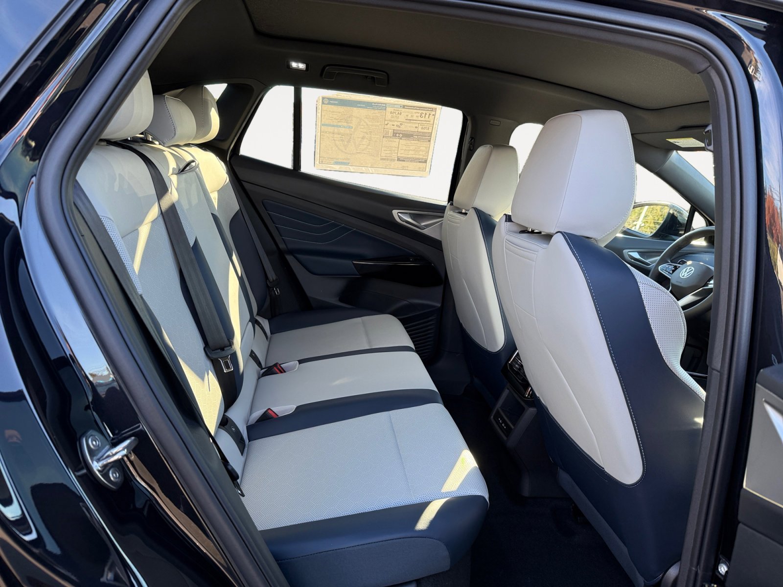 New 2026 Black Pearl Volkswagen Pro S image 18