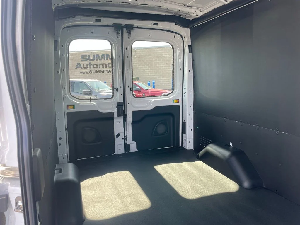 New 2026 Oxford White Ford Cargo Van image 55