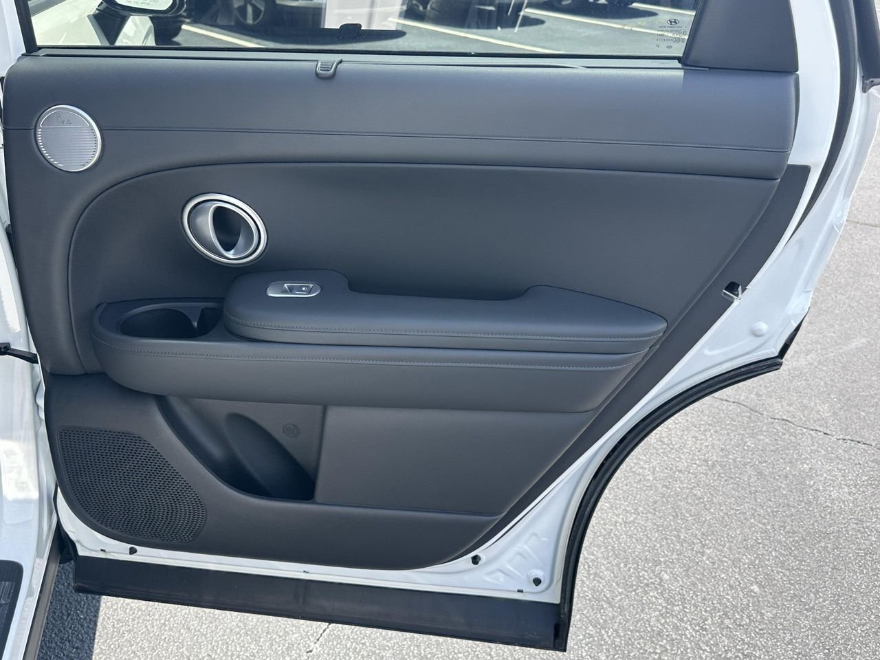 New 2026 Creamy White Pearl Hyundai SEL 7P image 15