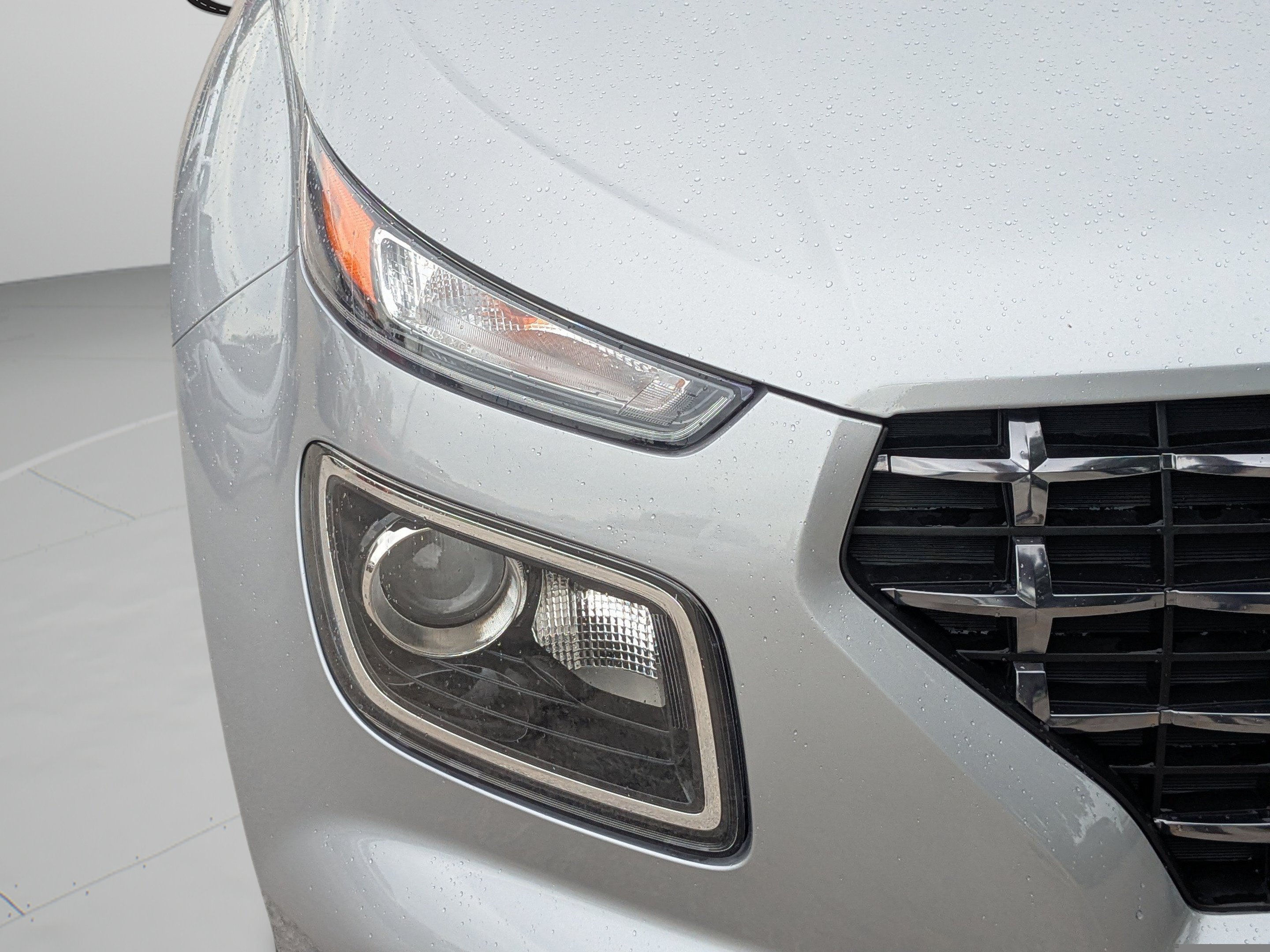 New 2026 Shimmering Silver Hyundai SEL image 33