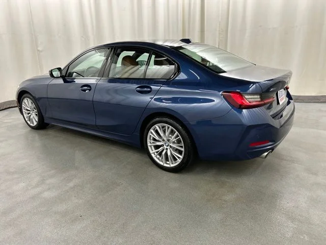 Used 2023 Blue BMW 330i xDrive image 3