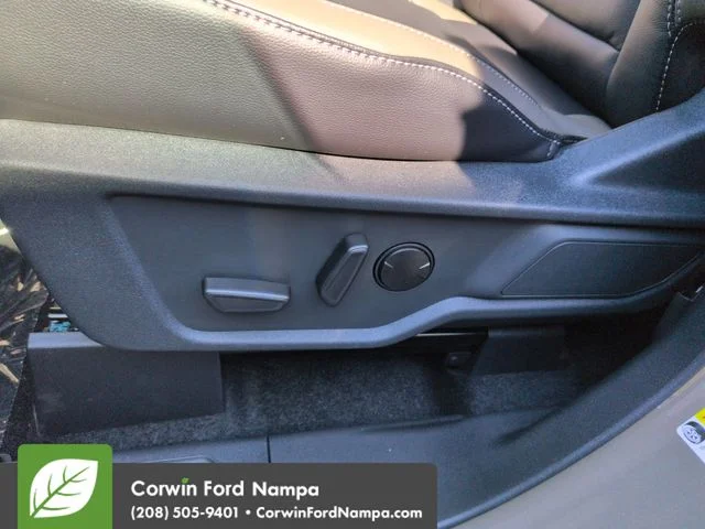 New 2026 Gray Ford Outer Banks image 12