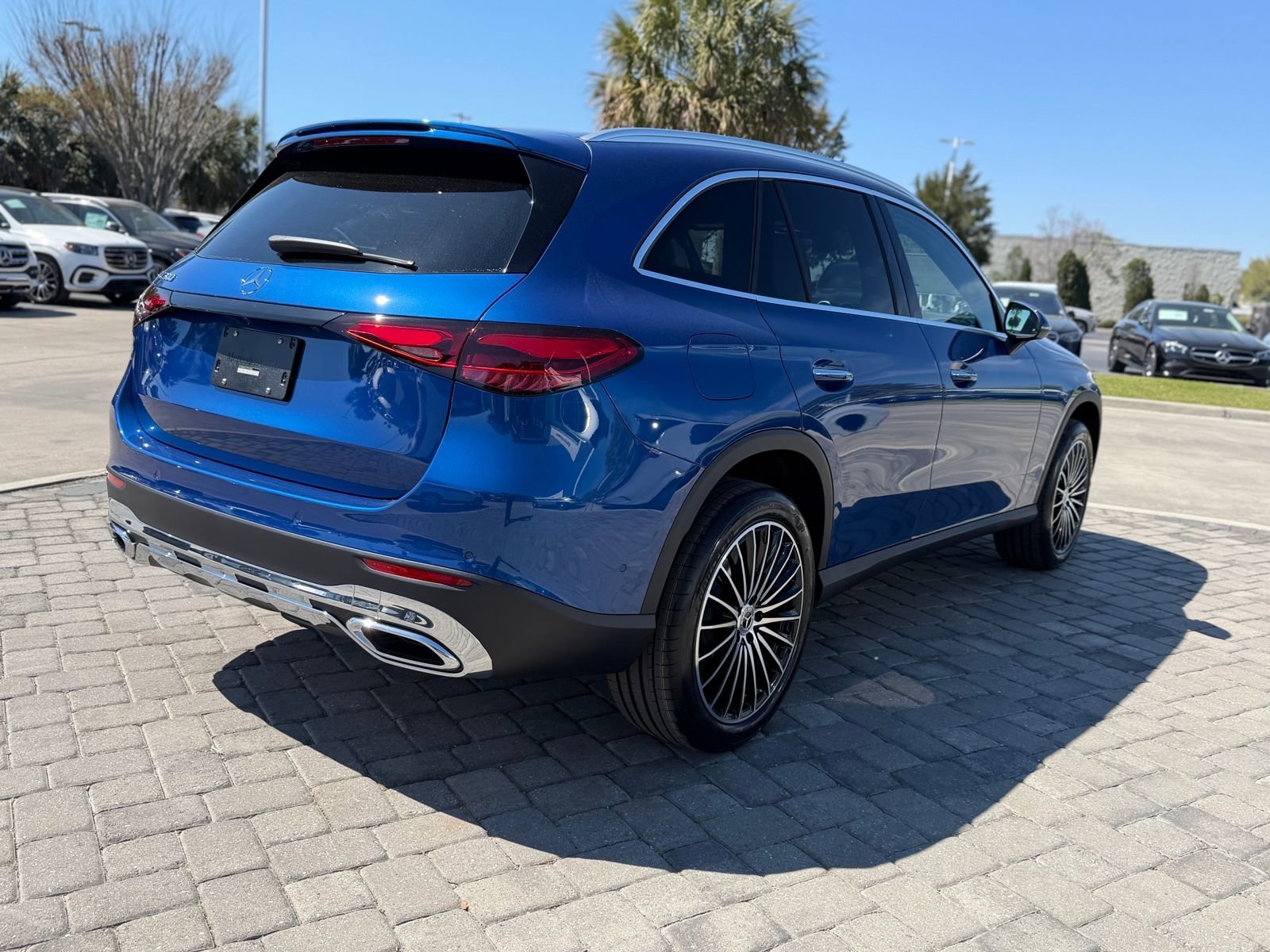 New 2026 Starling Blue Metallic Mercedes-Benz GLC 300 image 32