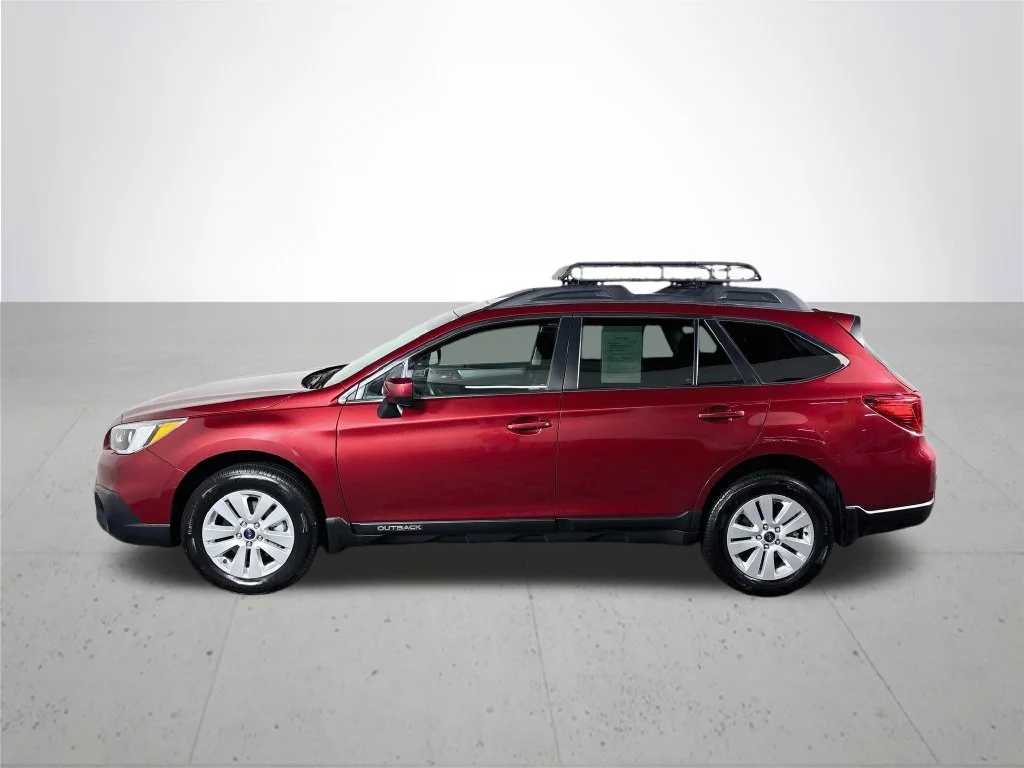 Used 2017 Red Subaru 2.5i Premium image 9