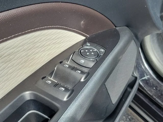 2019 Ford Fusion SE - Photo 23