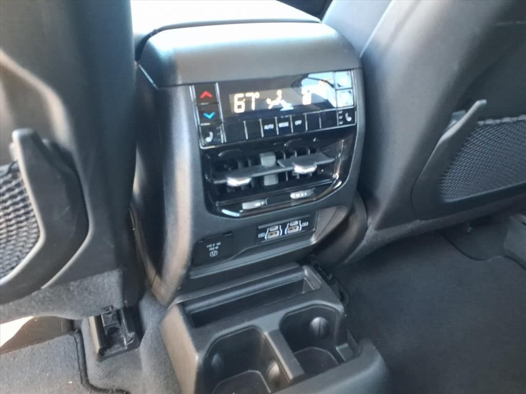 2023 Jeep Grand Cherokee L Limited - Photo 12