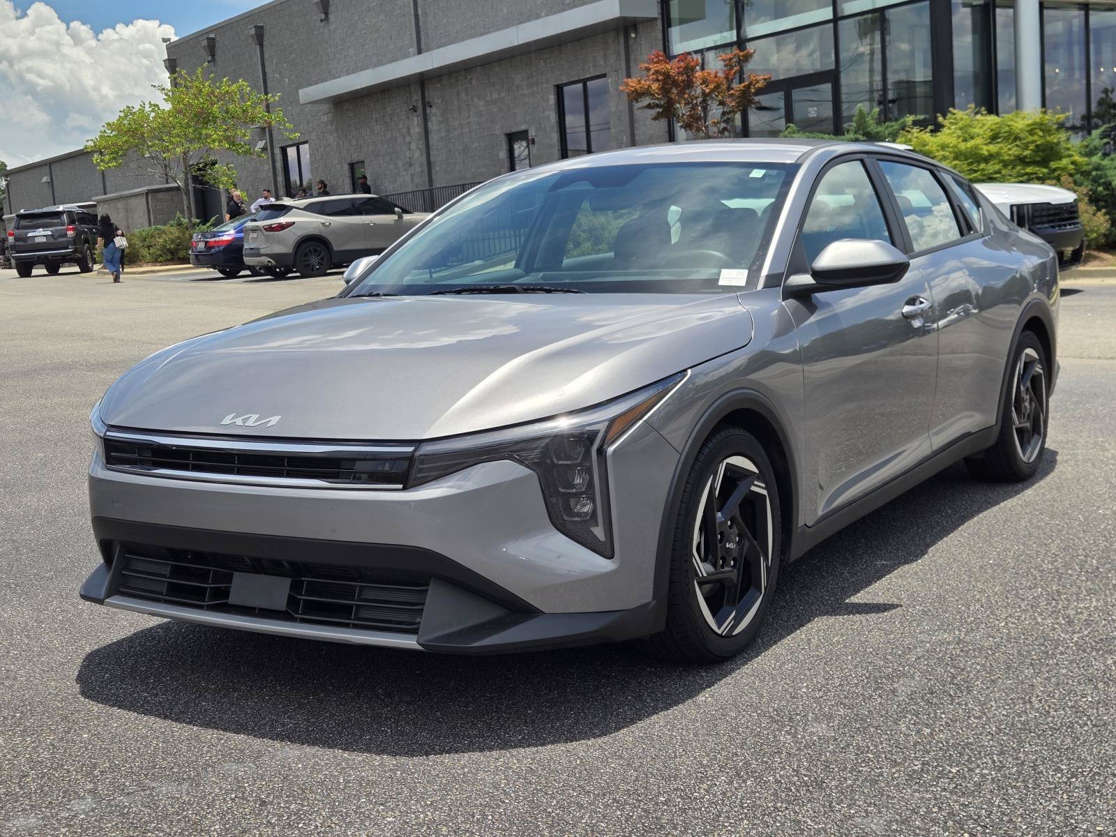 2025 Kia K4 EX - Photo 1