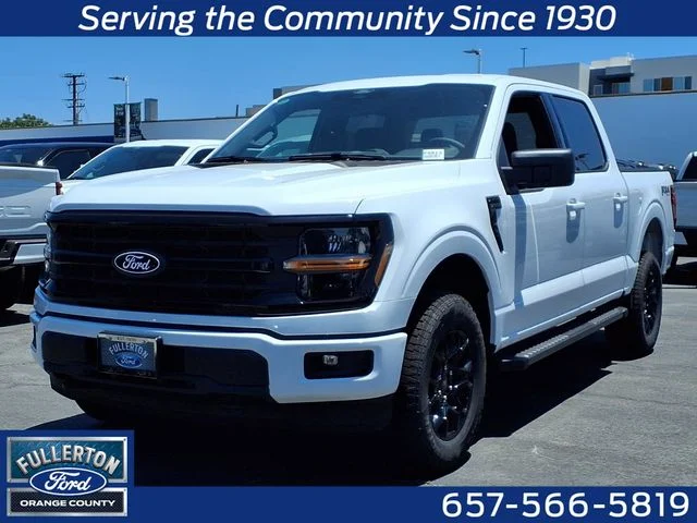 New 2026 Oxford White Ford XLT image 1