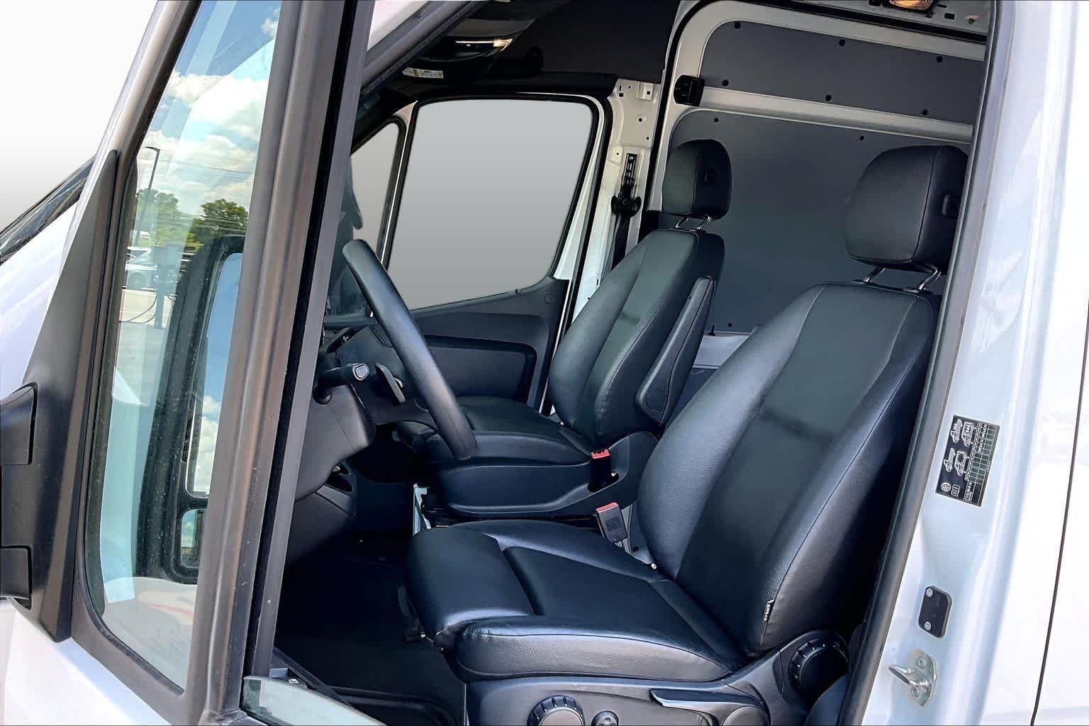 Pre-Owned 2024 Mercedes-Benz Sprinter Cargo Van