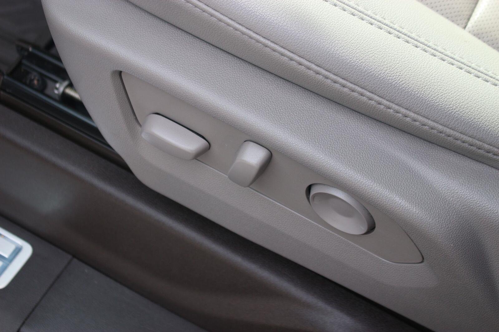 Used 2022 Northsky Blue Metallic Chevrolet LTZ image 19