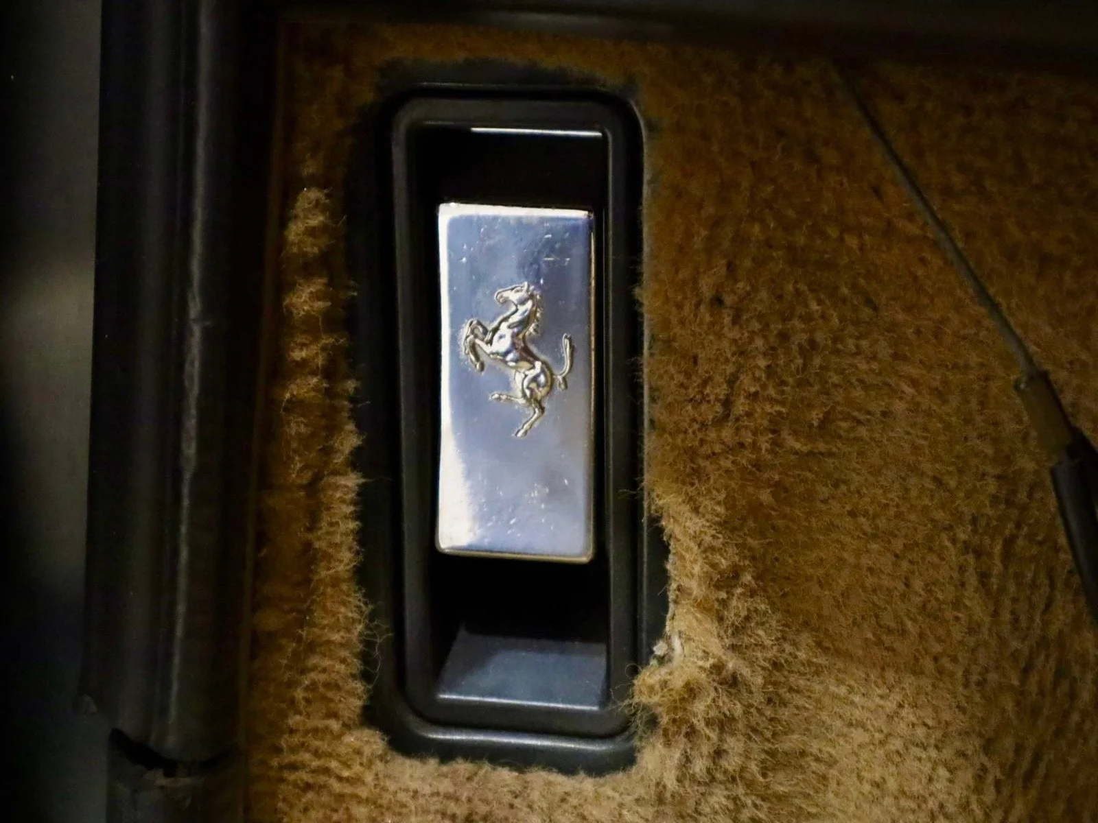 Used 1986  Ferrari  image 31