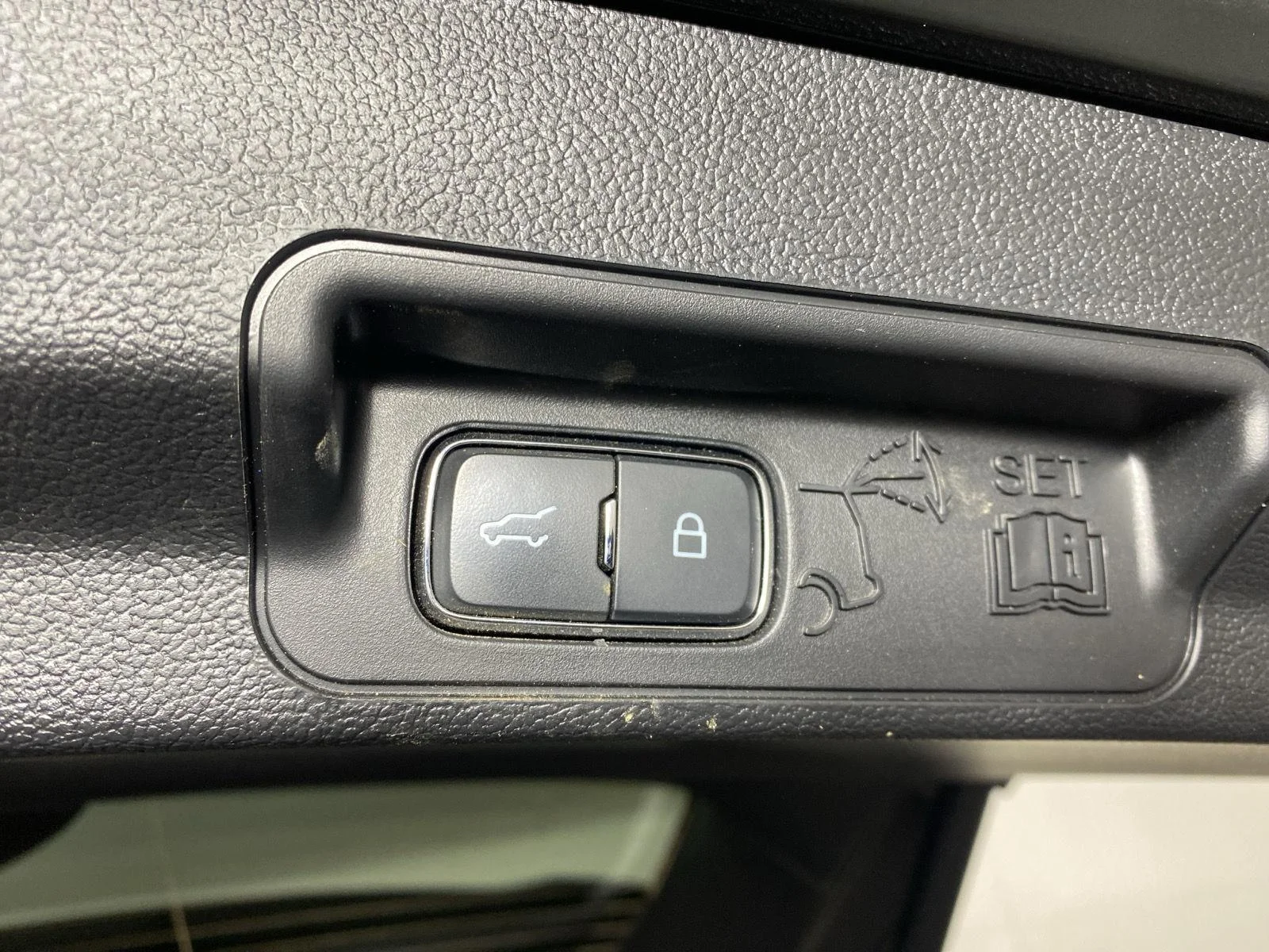 Used 2023 Forged Green Ford XLT image 36