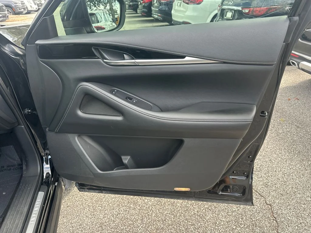Used 2024 Black INFINITI PURE image 12