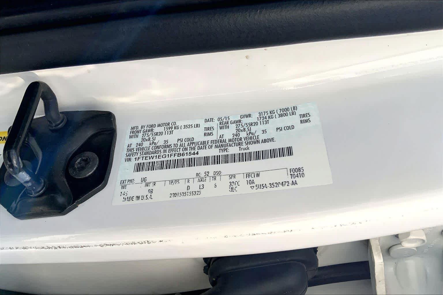 Used 2015 White Platinum Metallic Tri-Coat Ford Platinum image 33