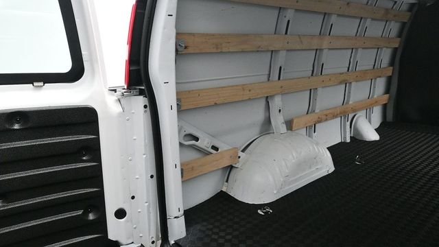Used 2025 White GMC Work Van image 14