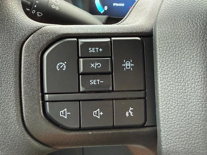 New 2026 Oxford White Ford STX 4WD SuperCrew 5.5