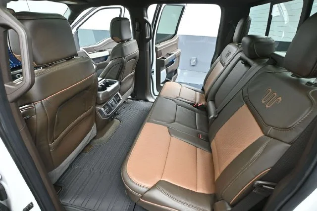 Used 2022 White Ford King Ranch image 32