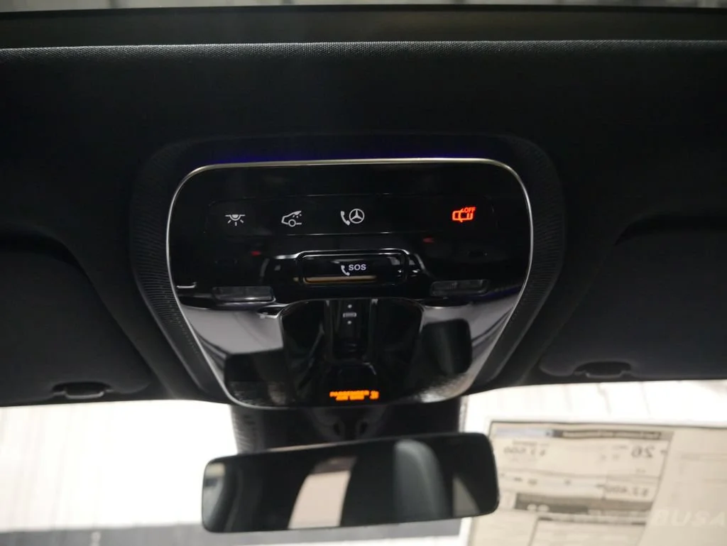 New 2026 Black Mercedes-Benz GLC 300 image 37
