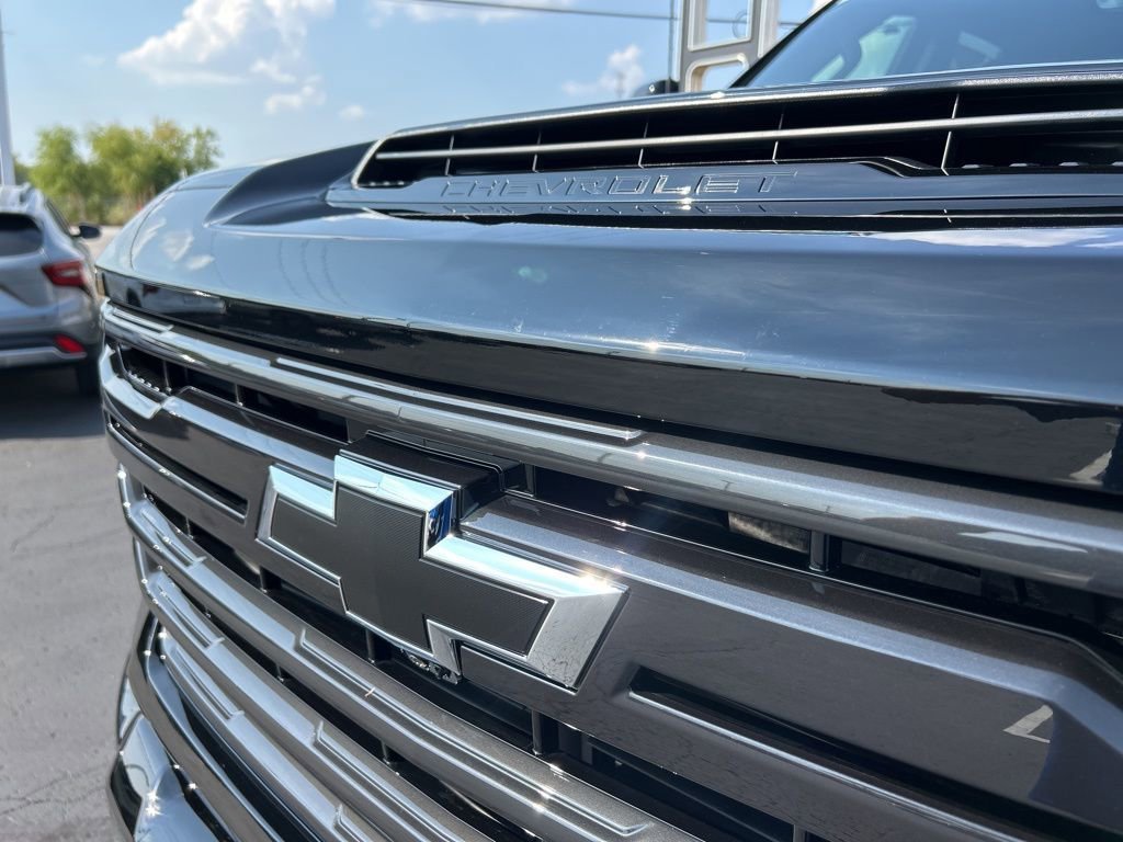 2025 Chevrolet Silverado 2500 HD High Country - Photo 11