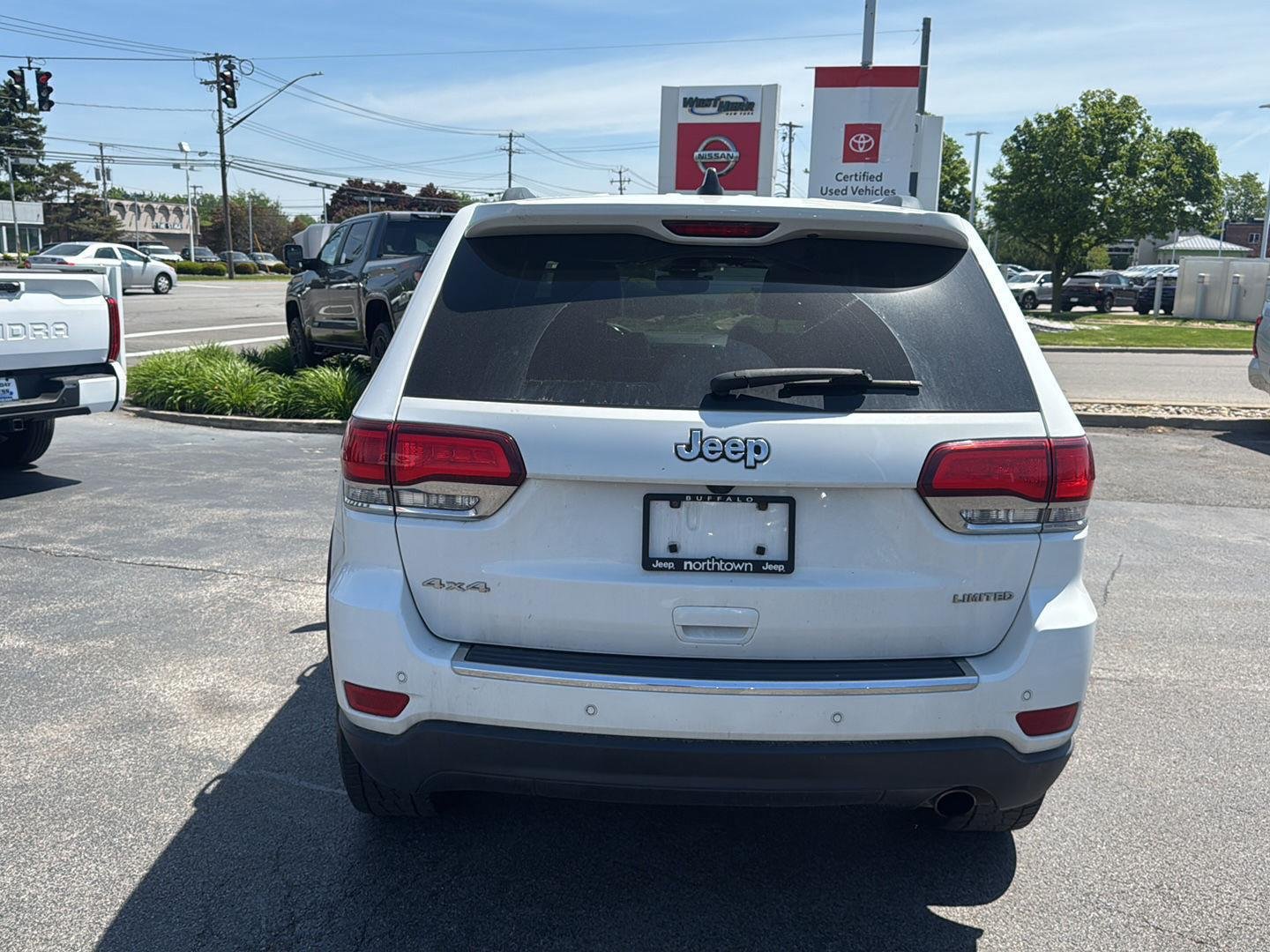 Used 2020 Bright White Clearcoat Jeep Limited image 5