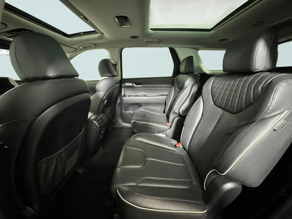 Used 2024 Black Hyundai Limited image 12